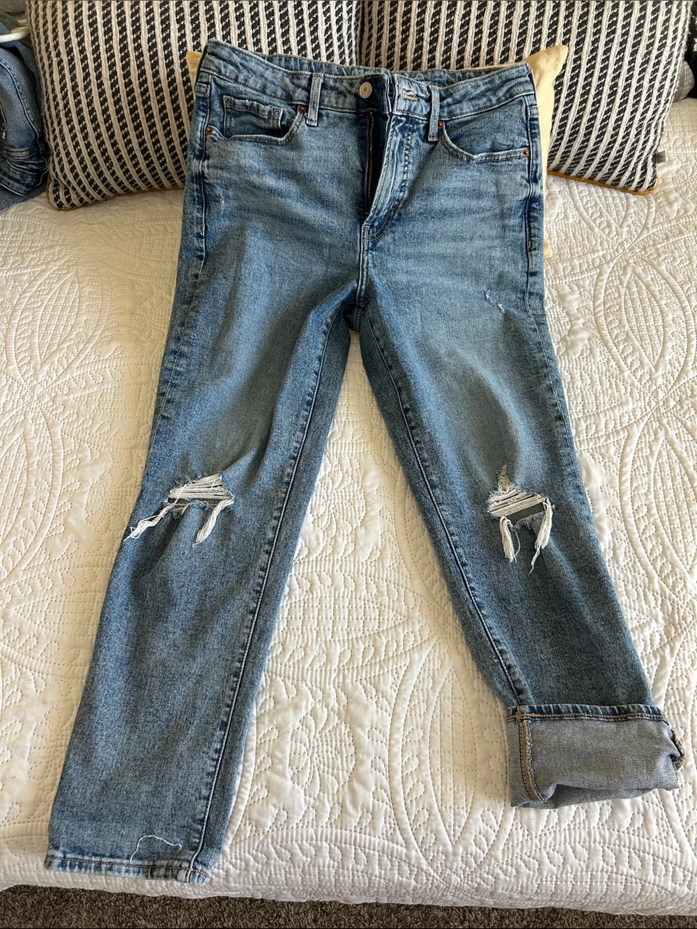 Old Navy Boyfriend Jeans in Light Blue with Distressed Knees